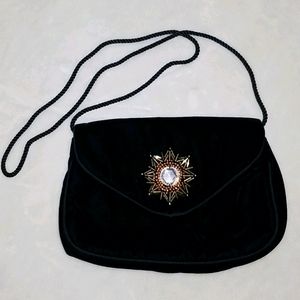 Adrienne Vittadini black crossbody bag
